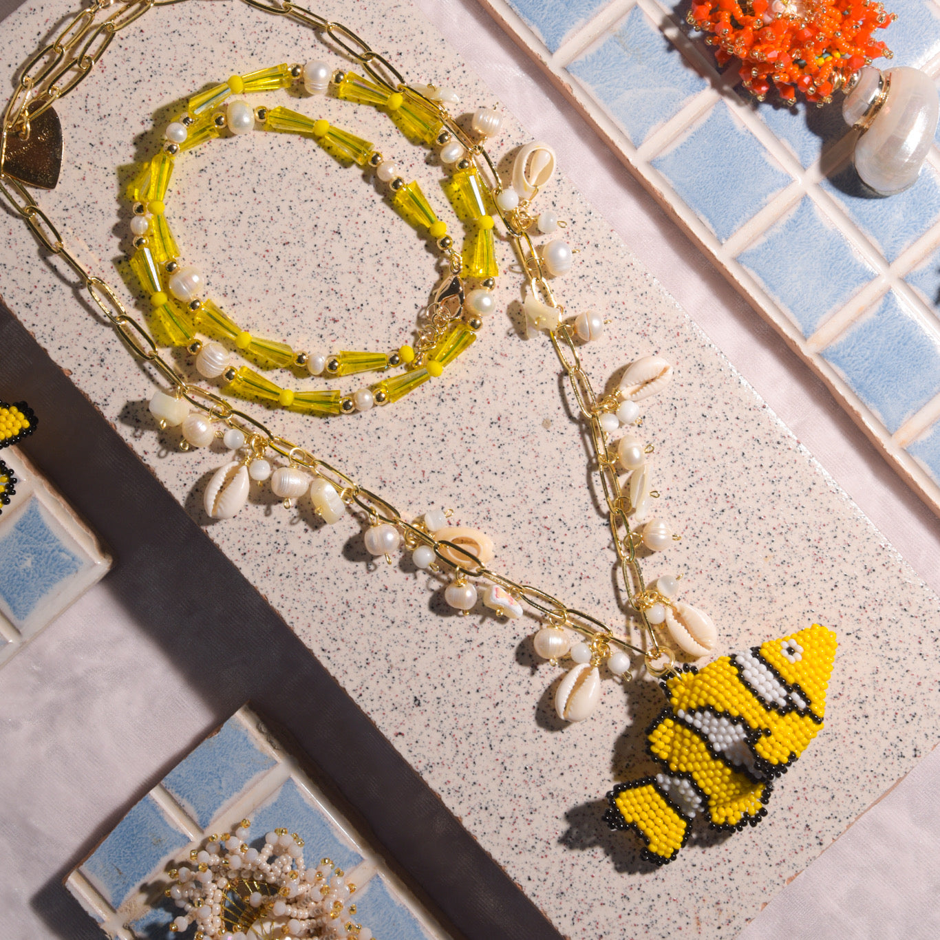 Fish Tank Necklace yellow