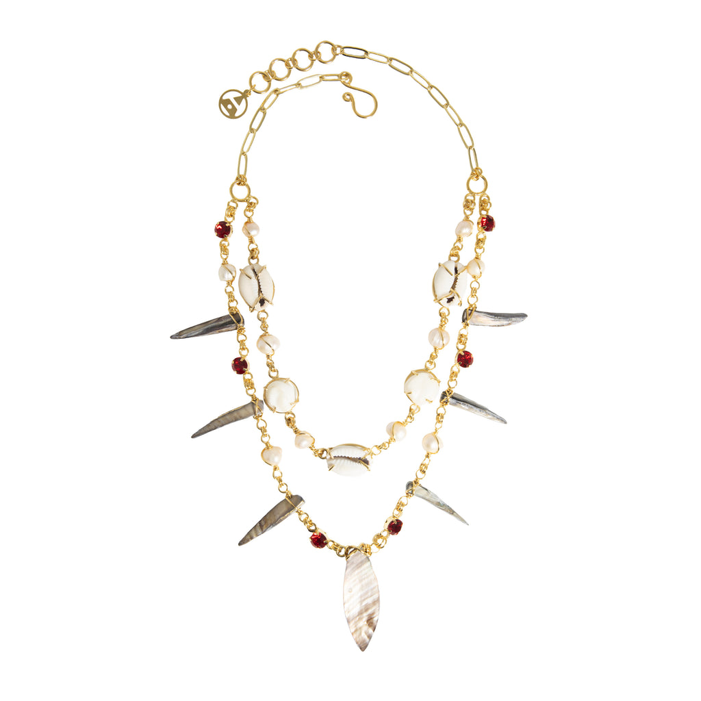 Snail and mother-of-pearl necklace