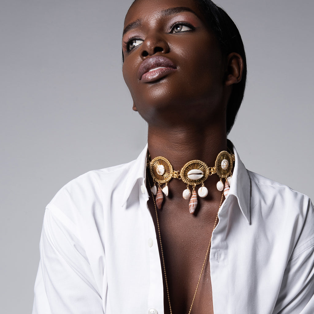 Cort of shells chokers