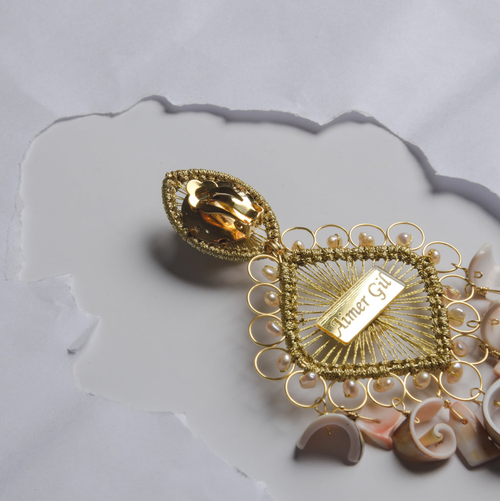 Sea shells magic